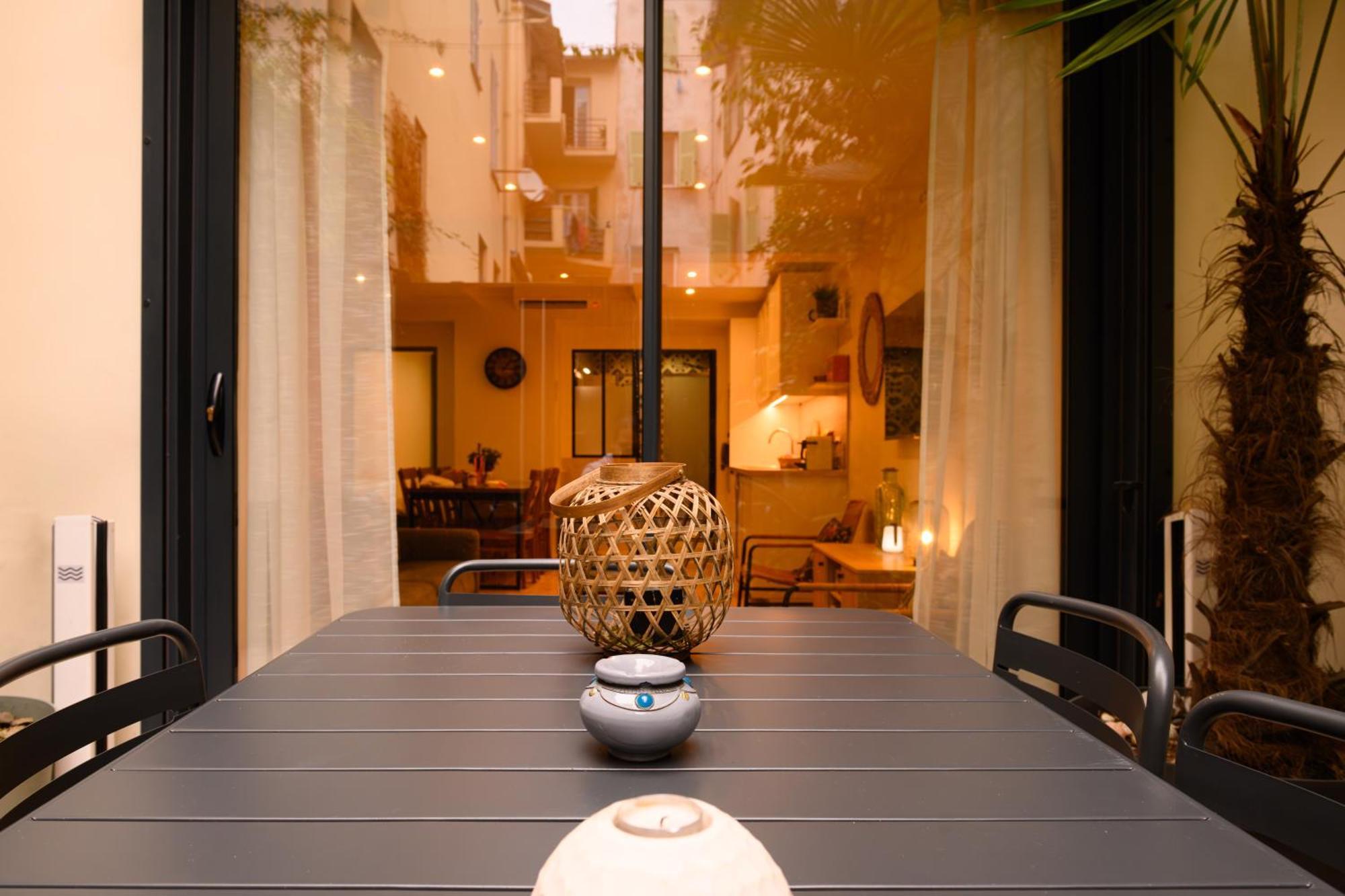 Magnifique Appartement Au Centre-Ville De Nice Luaran gambar